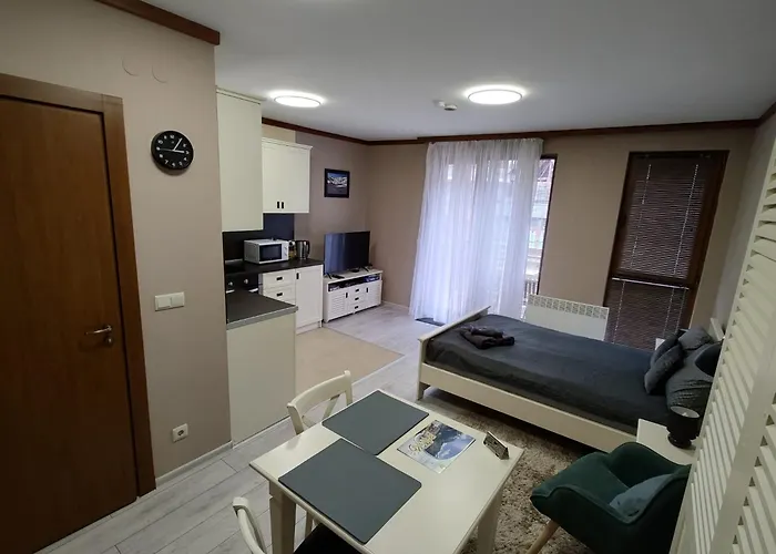 Four Seasons * 班斯科