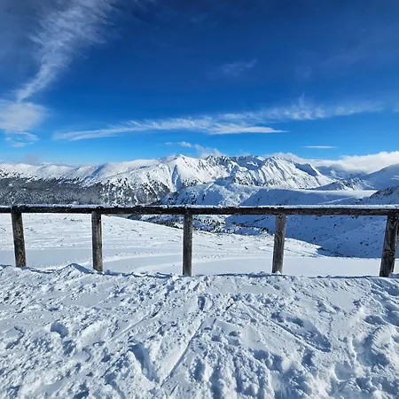 Four Seasons Bansko